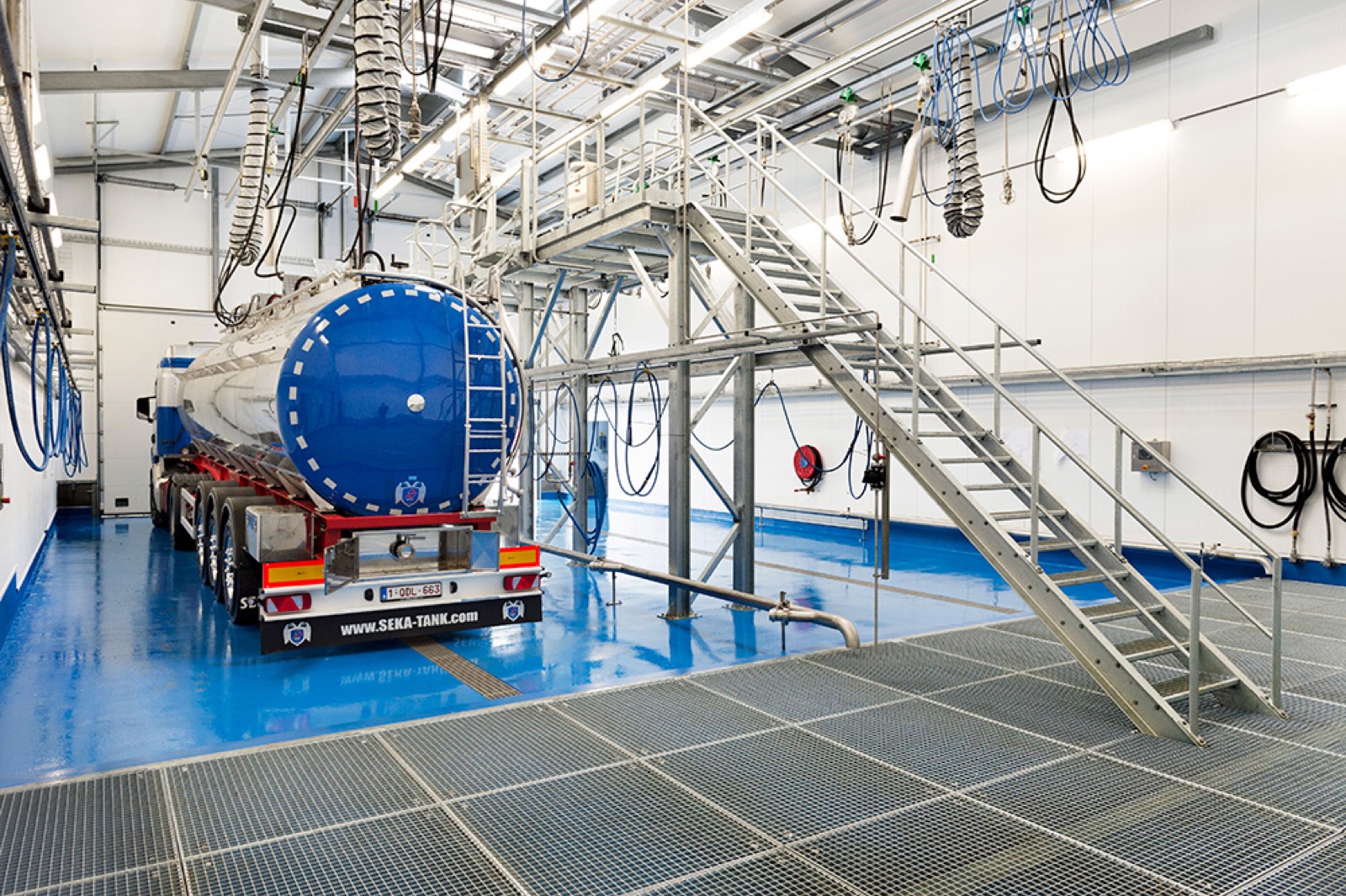 Supplied tank-cleaning station reference